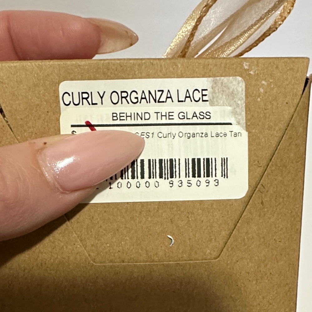 Dolce Vita Curly Organza Lace shoestrings NWT - Picture 5 of 5